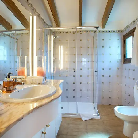 Villa Owl Tia - Exclusive Holidays